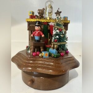 Schmid Wood Music Box Christmas 1987 There's No Place Like Home for the Holidays